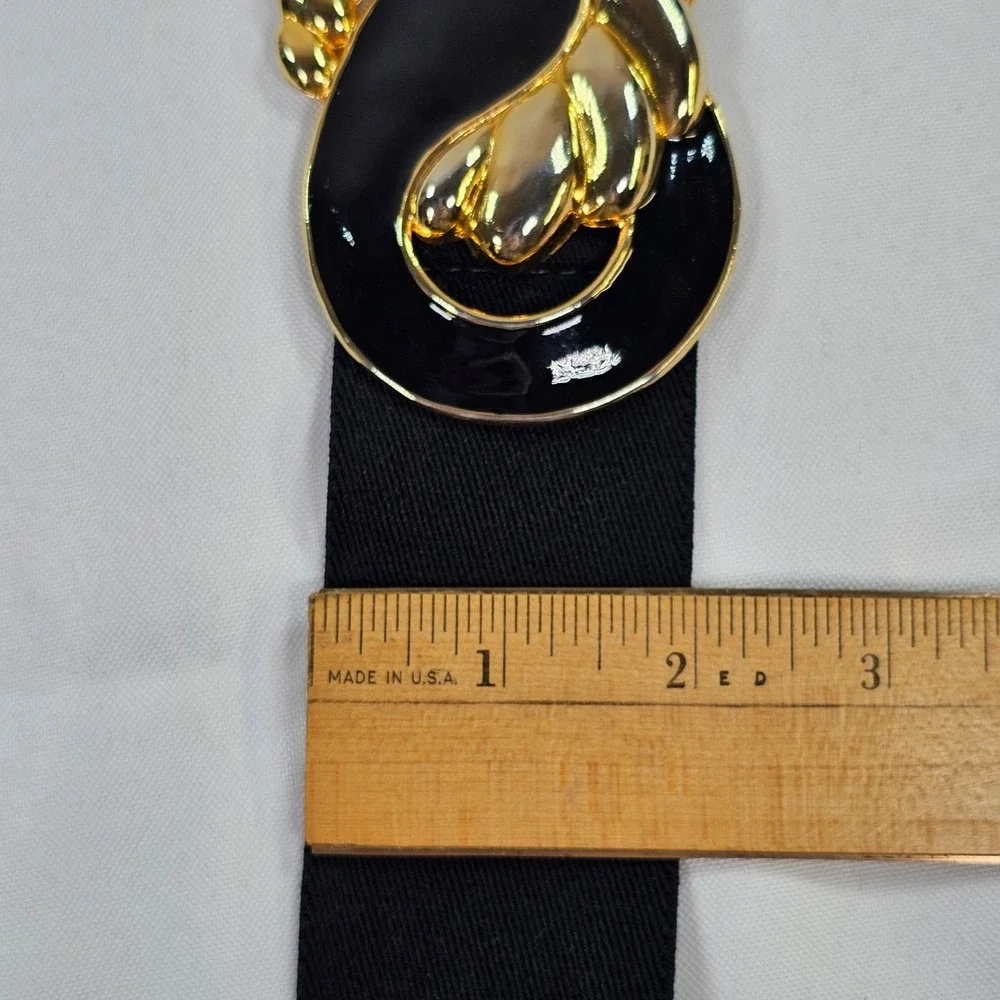 Vintage Black Enamel Gold Tone Twisted Rope Buckle Elastic Cinch Waist Belt